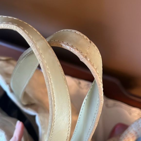 Chanel cream and gold travel line tote - Picture 2 of 6